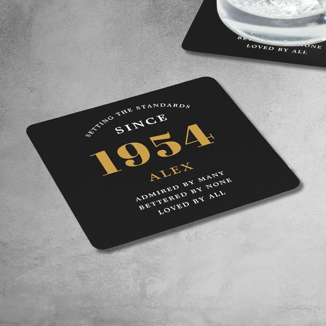 Porta-copo De Papel Quadrado 70 Aniversário Nome 1954 Chic Preto Dourado Elegan (Premium 70th Birthday Black and Gold Personalized Paper Coasters - Celebration Elegance.)