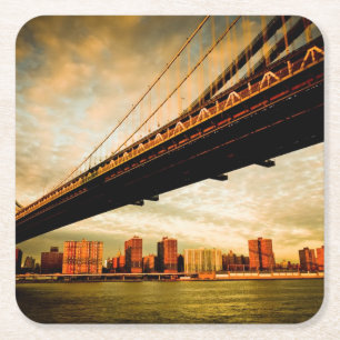 Porta-copo De Papel Quadrado A opinião da ponte de Manhattan do lado de
