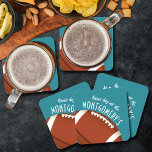 Porta-copo De Papel Quadrado American Football Aqua<br><div class="desc">As portas copos de papel personalizáveis apresentam um futebol americano no aqua e as palavras "É o Dia do Jogo!" juntamente com o seu sobrenome. Mais cores e itens correspondentes em nossa loja.</div>