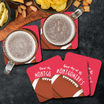 Porta-copo De Papel Quadrado American Futebol Red<br><div class="desc">As portas copos de papel personalizáveis apresentam um futebol americano a vermelho e as palavras "É o Dia do Jogo!" juntamente com o seu sobrenome. Mais cores e itens correspondentes em nossa loja.</div>