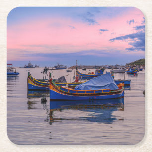 Porta-copo De Papel Quadrado Barcos tradicionais malteses em Marsaxlokk