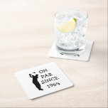 Porta-copo De Papel Quadrado Birthday Golfer Funny 60th feliz Pai Par<br><div class="desc">Ao mesmo tempo desde a porta copos de 1964. 60º aniversário. Perfeito para pai,  vovô,  padrasto. Ideia de presente de golfe. Personalize com um ano.</div>
