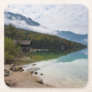 Porta-copo De Papel Quadrado Cabine ao lado do lago Bohinj em Slovenia