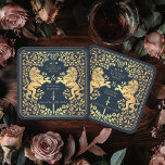 Porta-copo De Papel Quadrado Casamento com Espadas da Lion Real Azul Medieval<br><div class="desc">Adicione charme real à sua capa de sopa! Estas portas copos de casamento personalizadas apresentam um leão majestoso e design floral com seus nomes e monograma, tudo em ouro luxuoso contra fundo azul. Perfeito para uma celebração de fantasia medieval com elegância eterno! O ouro apresentado nesta rubrica NÃO é folha...</div>