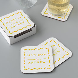 Porta-copo De Papel Quadrado Casamento Moderno com Moldura Amarela Ondulada