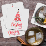 Porta-copo De Papel Quadrado Feliz Natal Feriado Moderno da Árvore Vermelha<br><div class="desc">A árvore de Natal de bolas vermelhas e estrelas negras e a saudação MERRY CHRISTMAS são apresentadas sobre uma cinza leve e são características dessas portas copos de papel pesado. CORRESPONDENTE a itens na nossa coleção.</div>