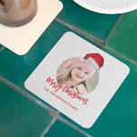 Porta-copo De Papel Quadrado Festa de Bonito Natal Vermelho Santa Hat<br><div class="desc">Celebre a temporada com a festa de Feliz Natal com um design branco e vermelho! 🎄 ✨ Este item festivo mostra um chapéu de cor d'água do Papai Noel, um roteiro de caligrafia caprichosa e um modelo de fotografia em círculo para personalizar com seu nome de família personalizado. Perfeito para...</div>