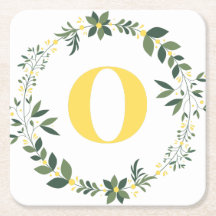 Monograma em O em Dourado/Limão com um Anel Floral