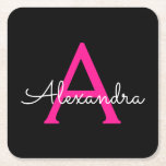 Porta-copo De Papel Quadrado Nome do Monograma Girly Black Script Hot-Pink<br><div class="desc">Portas copos de papel de nome de monograma de script simples preto e rosa quente. Isso faz a formatura perfeita,  aniversário,  casamento,  chá de panela,  aniversário,  chá de fraldas ou presente de festa de solteira para alguém que ama luxo de vidro e estilos quíticos.</div>