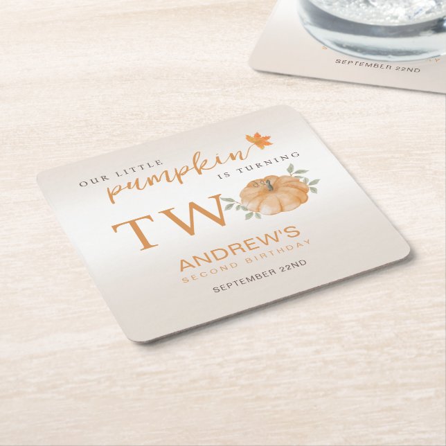 Porta-copo De Papel Quadrado Nosso Pequeno segundo aniversário de outono (Inclinado)