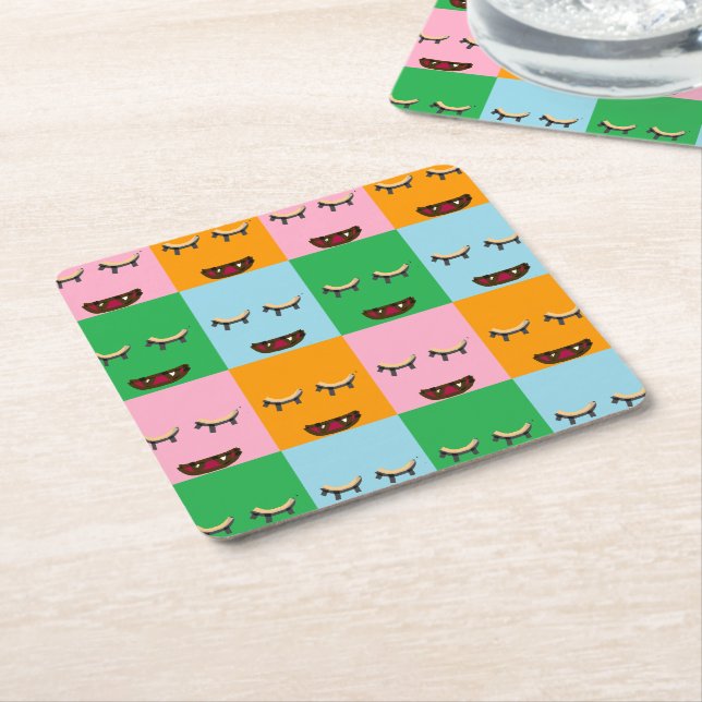 Porta-copo De Papel Quadrado Rostos de blocos monstruosos sorridentes (Inclinado)