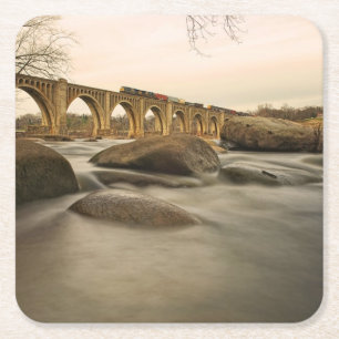 Porta-copo De Papel Quadrado Trem sobre James River