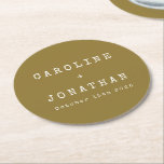 Porta-copo De Papel Redondo Casamento Personalizado Da Máquina De Escrever Och<br><div class="desc">Porta copos de Papel Retro-Minimalista de Tipo de Fonte Personalizada de Casamento em Ochre</div>
