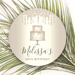 Porta-copo De Papel Redondo Glitter de bolo de ouro de festa goteja gola fina<br><div class="desc">Relaxe com sua bebida favorita e proteja seus móveis com essas portas copos de papel personalizadas, simples, modernas, giras e na moda. Um bolo de 2 camadas de ouro, chic, champanhe, tipografia elegante com script e gotas de relíquia sobrepõem um fundo de ouro mbre de champanhe metálico falso. Personalize com...</div>