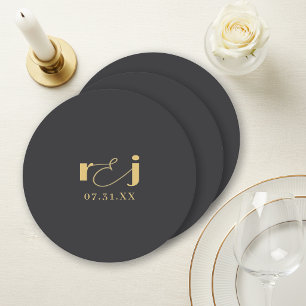 Porta-copo De Papel Redondo Iniciais de Casamento Elegantes Preto Fosco Dourad