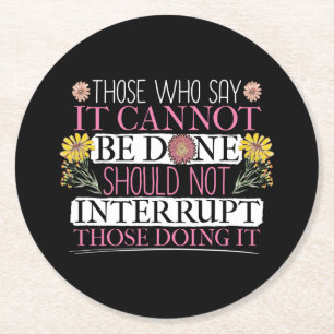 Porta-copo De Papel Redondo Líder Feminina Empoderada