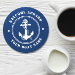 Porta-copo De Papel Redondo Marinho Anchor Rope de Nome de Embarcação de Embar<br><div class="desc">Um conjunto de portas copos de papel personalizado náutico com boas-vindas a bordo e seu nome de barco personalizado ou outro texto desejado. Possui uma corda e âncora de barco personalizados. É apresentado em branco em azul-marinho ou muda facilmente a cor base para corresponder à decoração atual.</div>