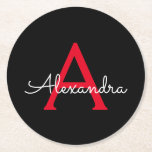 Porta-copo De Papel Redondo Nome do Monograma da Rapariga do Script Preto Verm<br><div class="desc">Portas copos de papel de nome de monograma de script simples preto e vermelho. Isso faz a formatura perfeita,  aniversário,  casamento,  chá de panela,  aniversário,  chá de fraldas ou presente de festa de solteira para alguém que ama luxo de vidro e estilos quíticos.</div>
