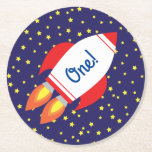 Porta-copo De Papel Redondo Rocketship Outer Space Cuide Kid Birthday<br><div class="desc">Um adorável design de foguetes é perfeito para o aniversário do seu futuro filho astronauta! Excelente para rapazes e raparigas que amam a galáxia e as estrelas! Excelente para um foguete ou amante de espaçonave!</div>