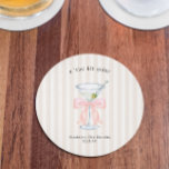 Porta-copo De Papel Redondo Tini Bit Antigo | Martini Themed Birthday<br><div class="desc">Prontos para comemorar sua garota ficando um pouco mais velha? Essa coleção de temas martini é tão elegante e terá seus convidados correndo para RSVP. Perfeito para qualquer aniversário. Anima-se a envelhecer com estilo. Mas a melhor parte é decorar seu lugar com um bar Martini, que é de longa data....</div>