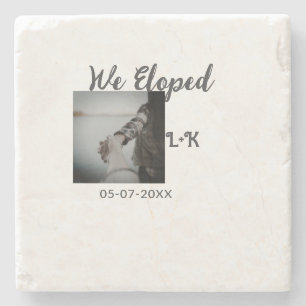 Porta-copo De Pedra Acabamos de fugir para casar adicionar foto nome l