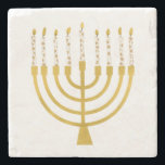 Porta-copo De Pedra Casamento de Velas Festivas Menorah Hanukkah Celes<br><div class="desc">Velas de folha de ouro falsa para a comemoração de Chanucá. A ilustração menorah Whimsical com estrelas brancas cobria velas celestiais em um falso suporte de velas menorah dourada. Menorah elegante casamento estrelado Hanukkah ilustrava presentes de design e produtos de papel.</div>