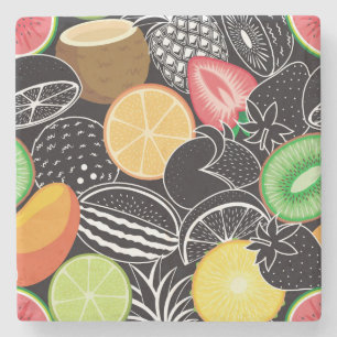 Porta-copo De Pedra Frutas tropicais coloridas, fundo preto.