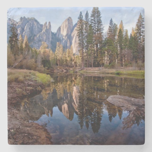 Porta-copo De Pedra Ideia de picos da catedral (Frente)