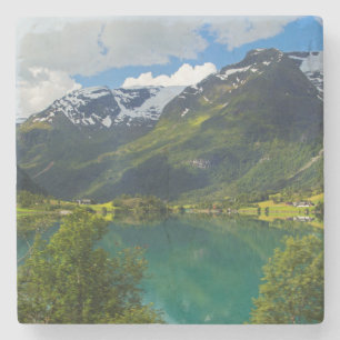 Porta-copo De Pedra Lago Floen cênico, Noruega