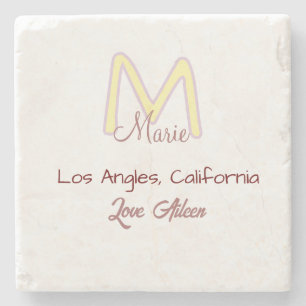 Porta-copo De Pedra monograma amarelo rosa nome amor cidade marrom mod