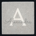 Porta-copo De Pedra Monograma de brilho prateado e brilho<br><div class="desc">Azulejo de Pedra Elegante de Silver Faux Glitter e Sparkle. Esses Azulejos Stone podem ser personalizados para incluir seu nome inicial e primeiro.</div>
