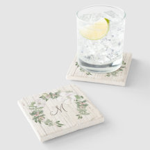 Monograma de madeira envelhecida com coroa de Magn