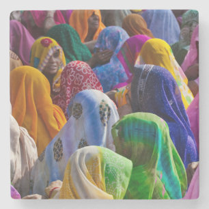 Porta-copo De Pedra Mulheres em saris coloridos se reúnem