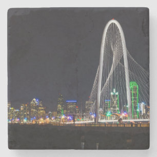 Porta-copo De Pedra Na Ponte Margaret Hunt Hill