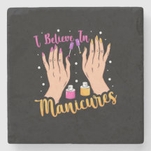 Nail Artist Acredita Em Manicuras