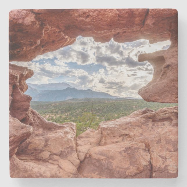 Porta-copo De Pedra Pikes Atingem Um Buraco De Rocha (Frente)