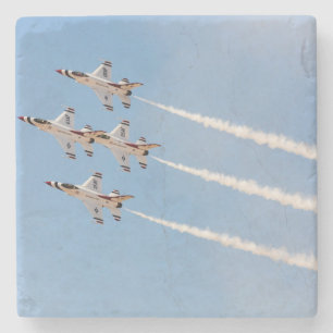 Porta-copo De Pedra Quatro F-16 Thunderbirds voam em formação cerrada