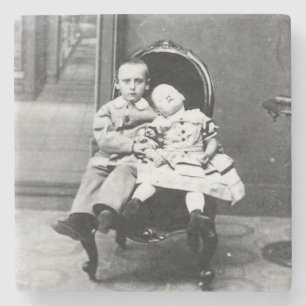 Porta-copo De Pedra Retrato Assombrador de Irmãos Vintage