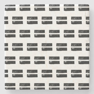 Porta-copo De Pedra Símbolo matemático preto e branco "Igual" Lino Cut