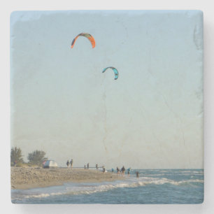 Porta-copo De Pedra Surfistas do papagaio da praia de Veneza
