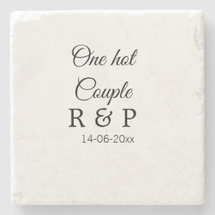 Porta-copo De Pedra Um texto de data da letra inicial do nome do casal