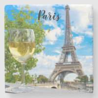 Vidro de espuma em torre Eiffel