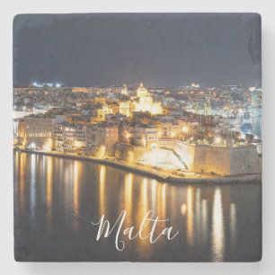 Porta-copo De Pedra Vista de três cidades em Malta à noite