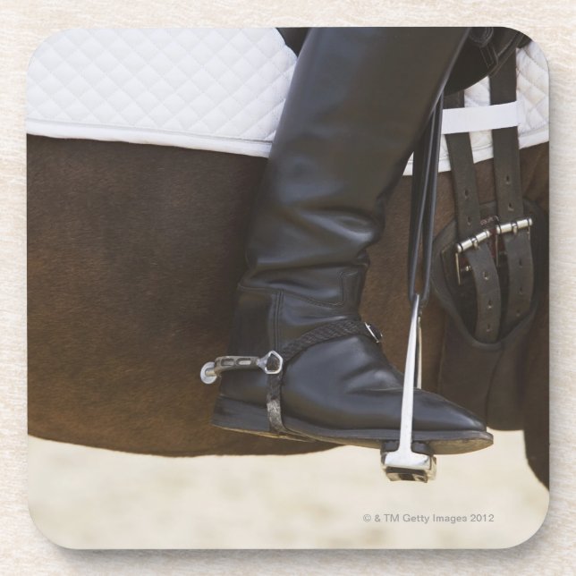 Porta-copo detalhe de cavaleiro fêmea do adestramento no (Frente)