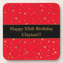 Douradas estrelas com mensagem no aniversário verm