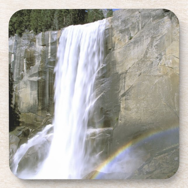 Porta-copo EUA, Califórnia, Parque Nacional Yosemite. Vertica (Frente)