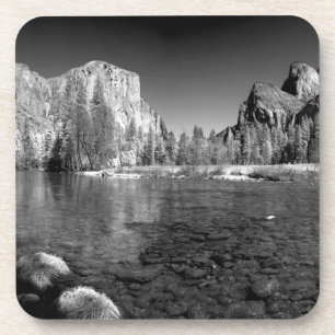 Porta-copo EUA, Califórnia. Vista do Vale de Yosemite