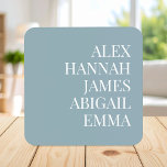 Porta-copo Família Personalizada de Nomes de Crianças Elegant<br><div class="desc">Crie suas próprias portas copos personalizadas com nomes de família ou crianças em tipografia elegante em fundo azul. Ideia de presente de excelente para a vovó com nomes de netos.</div>