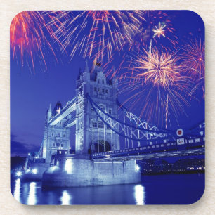 Porta-copo Grã-Bretanha, Londres. Fogos de artifício sobre a