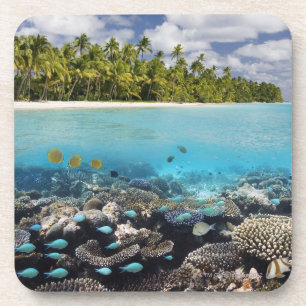 Porta-copo Lagoa tropical no atol sul de Ari no